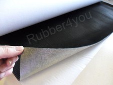 Foglio di gomma ondulata nero